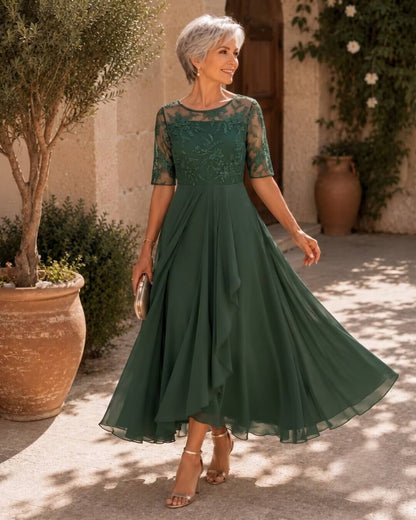 Carmen | Robe élégante en dentelle