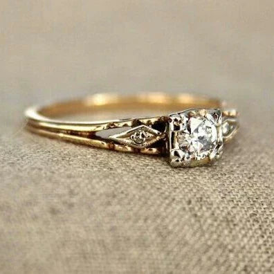 Bague vintage en or fin avec zircon