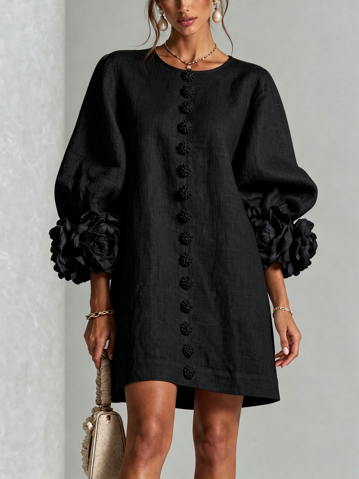 Cecilia | Mini-Robe en Mélange de Lin avec Poignets Roses, Noir