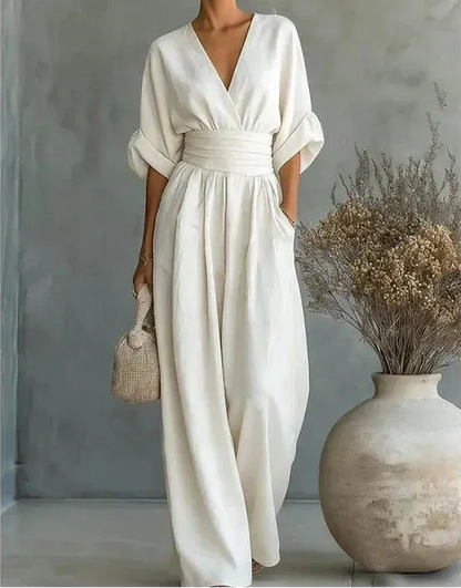 VALERIA | Mono Elegante y de Corte Fluido