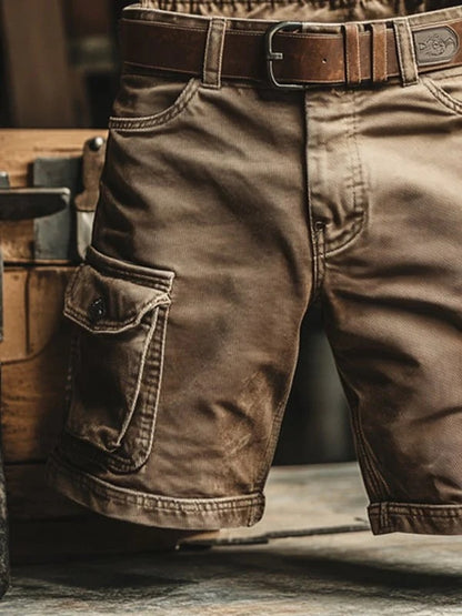 Pantalones cortos cargo con múltiples bolsillos
