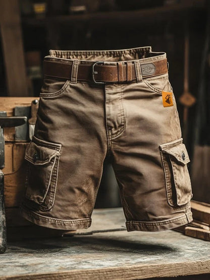 Pantalones cortos cargo con múltiples bolsillos