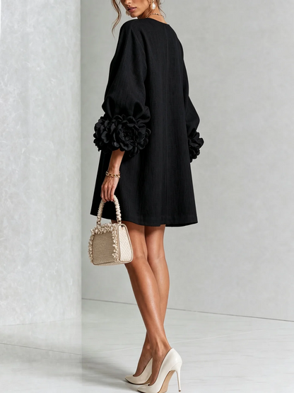Cecilia | Mini-Robe en Mélange de Lin avec Poignets Roses, Noir