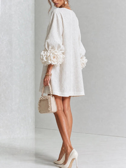 Chiara | Mini-Robe en Mélange de Lin avec Poignets Roses, Blanc
