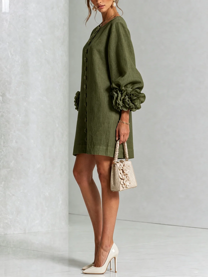 Gaia | Mini-Robe en Mélange de Lin avec Poignets Roses, Vert Olive
