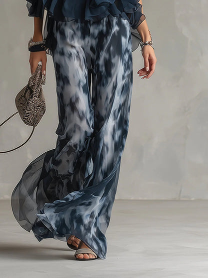 BETI | Un Elegante Conjunto De Gasa Con Top De Cuello Alto y Pantalones Anchos Estampados