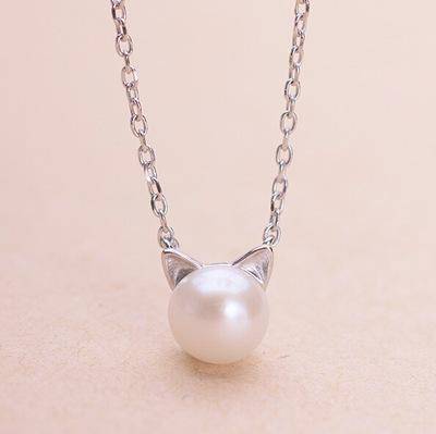 Magnifique collier de chats et de perles avec boucles d'oreilles et bague gratuites